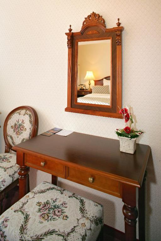 Hotel Mertin Хомутов Номер фото
