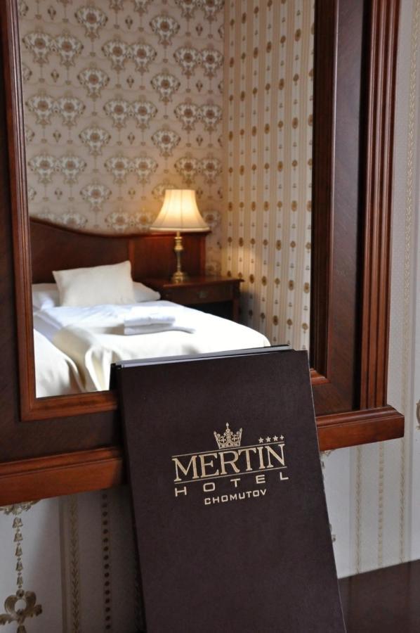 Hotel Mertin Хомутов Экстерьер фото